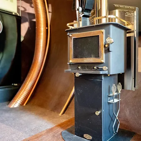 Séjour à la campagne Insolite, Ambiance Steampunk - 2 Pers. *