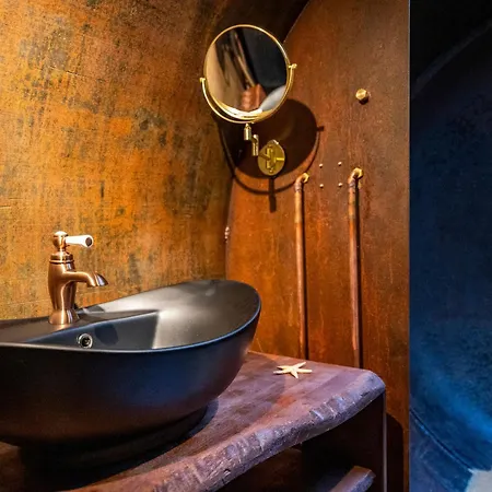 Insolite, Ambiance Steampunk - 2 Pers. *